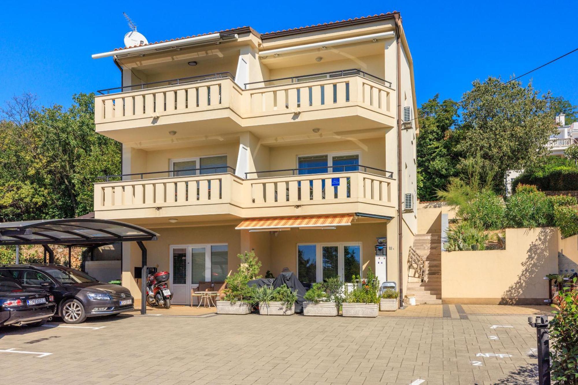 דראמליי Apartments Petak Novi מראה חיצוני תמונה