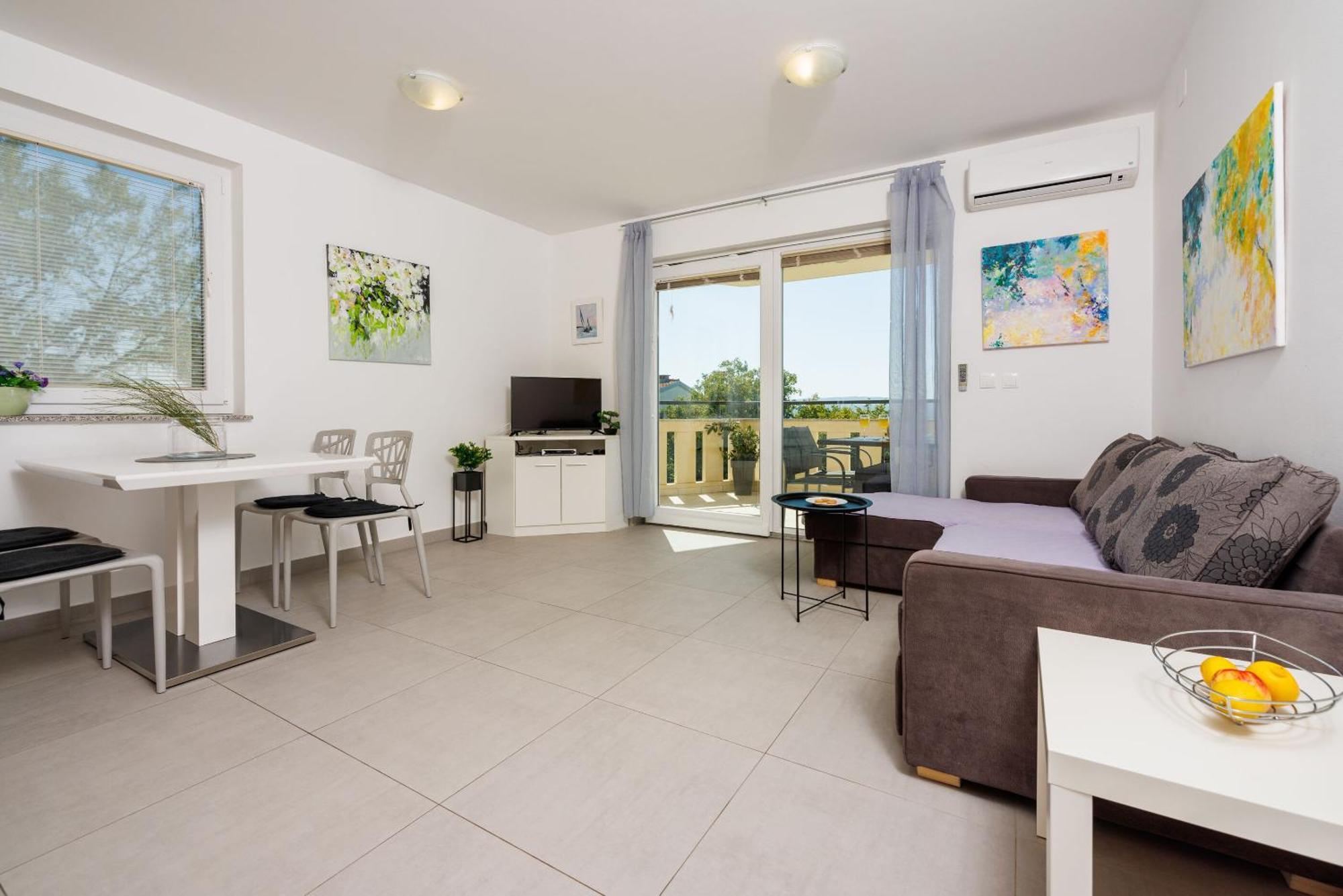 דראמליי Apartments Petak Novi מראה חיצוני תמונה
